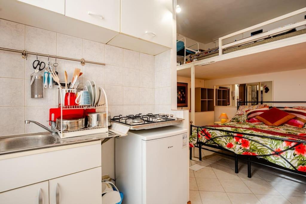 Loft Universita, Centro, Vicino Metro B, Wifi Appartement *